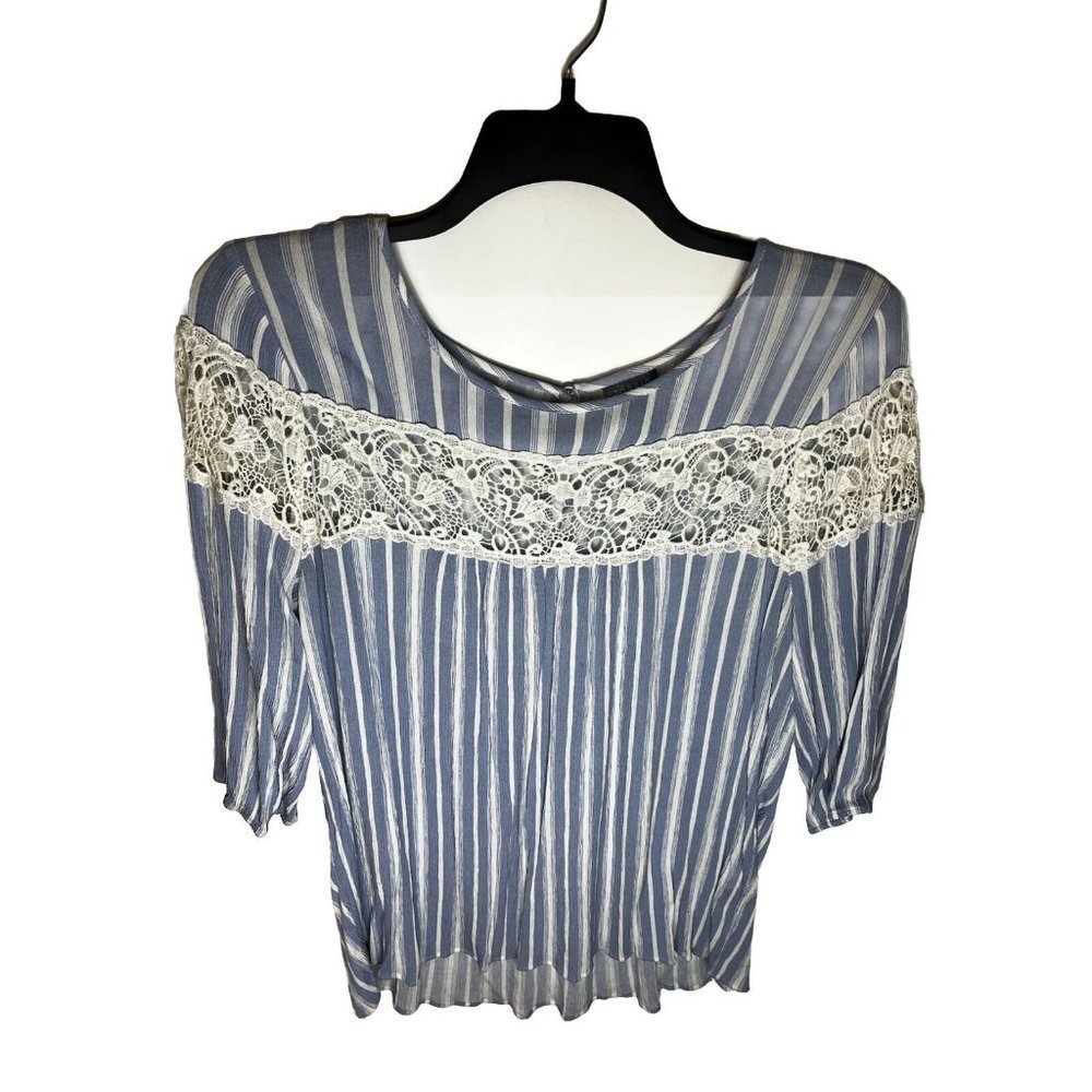 Torrid‎ Blouse Size 1 1X Blue White Stripes Gauze Crochet Trim 3/4 Sleeves Flowy